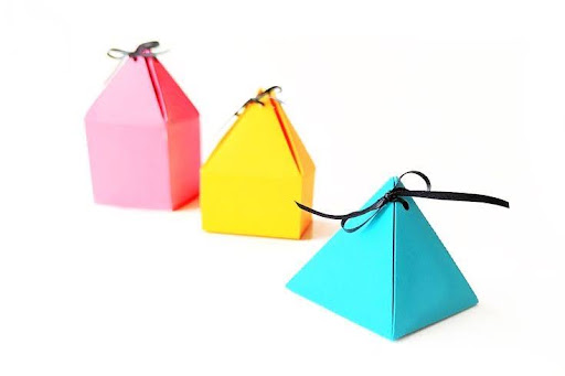Modern pink custom pyramid packaging box with ribbon closure